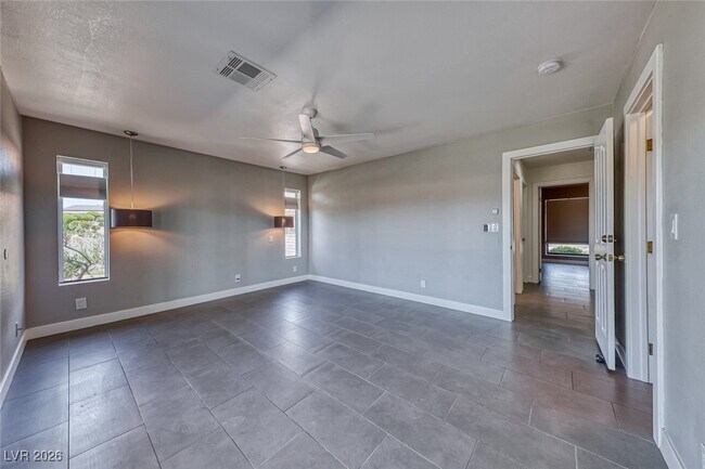 Building Photo - 969 Marigold Ct