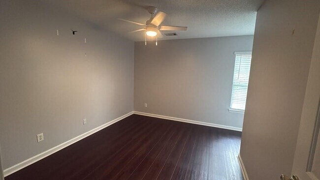 Building Photo - 387 Weatherstone Pl