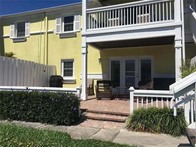 Building Photo - 5174 Beach Dr SE