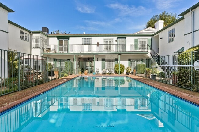 Building Photo - 9768 W Olympic Blvd