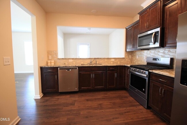 Building Photo - 1212 Nightshade Dr