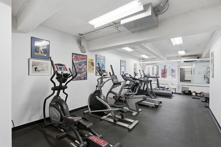 Community Gym - 555 Broadway