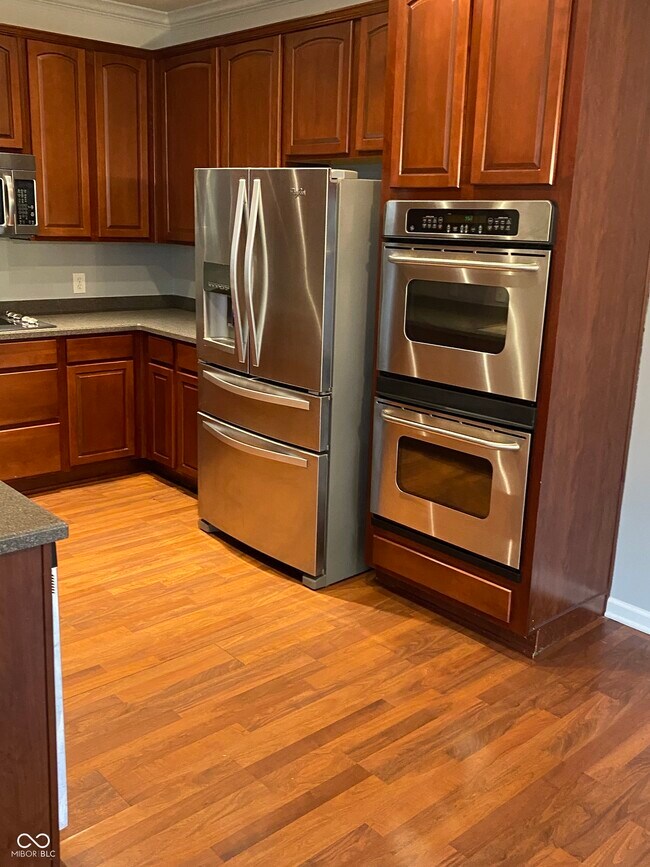 Building Photo - 9448 Tanhurst Dr