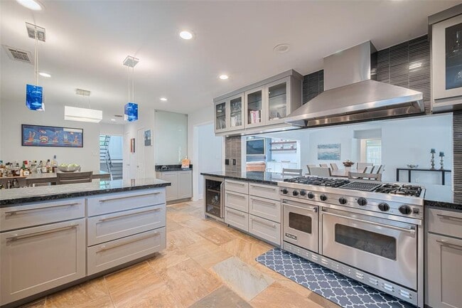 Building Photo - 13622 Comely Ln