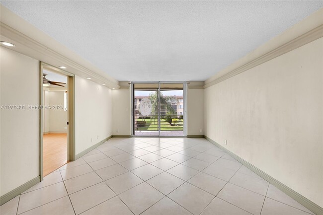 Building Photo - 4502 N Federal Hwy