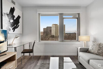 Building Photo - 49 E 34th St