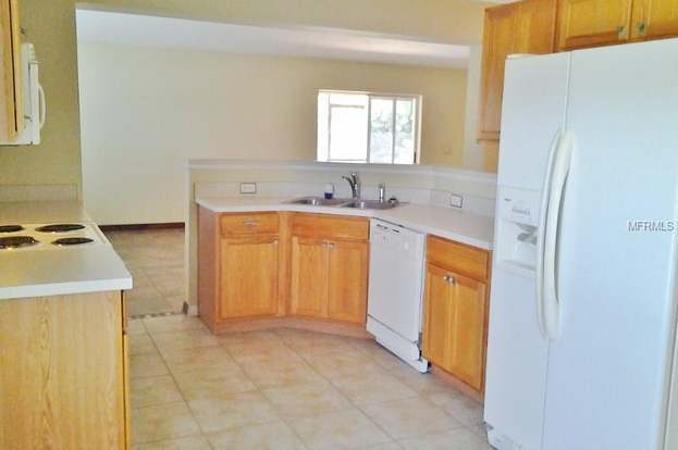 Building Photo - 2208 Kingscrest Cir