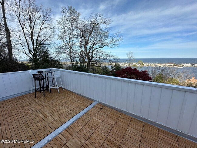 Building Photo - 157 Portland Rd