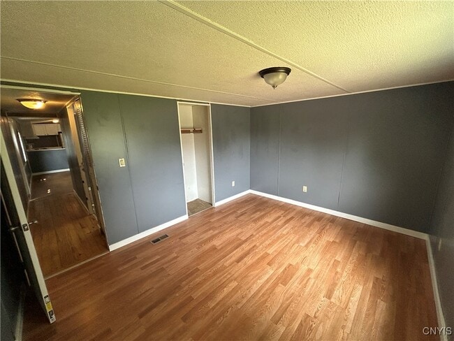 Building Photo - 269 US-11