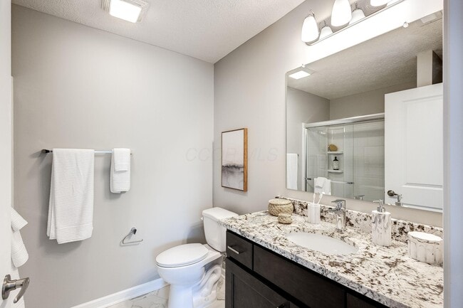 Building Photo - 24 Glade Lp