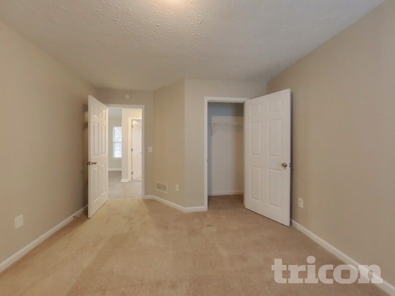 Building Photo - 3710 Michaels Creek Way