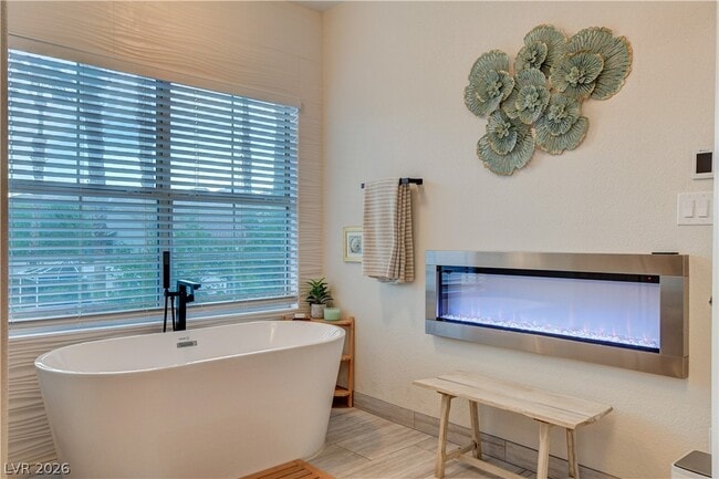 Building Photo - 1409 Palantine Hill Dr
