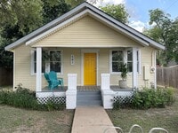 Building Photo - 107 Sinclair St