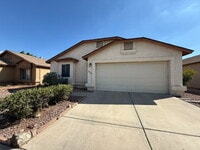 Building Photo - Golf Course Backyard! Updated 3-Bed Home i...