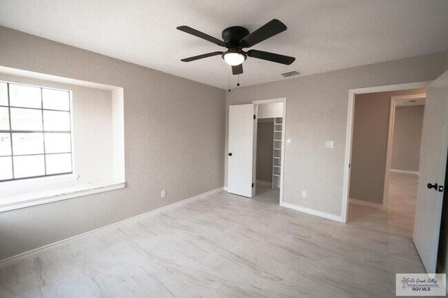 Building Photo - 23919 Ellie Ln