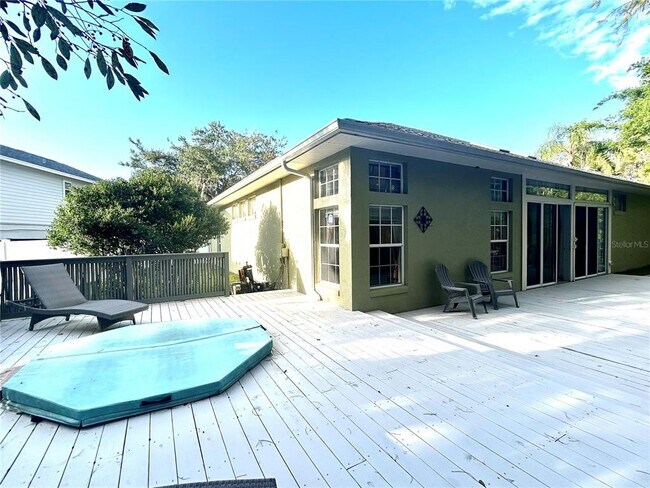 Building Photo - 10662 Crystal Springs Ct