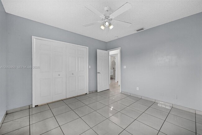 Building Photo - 451 E 37th St