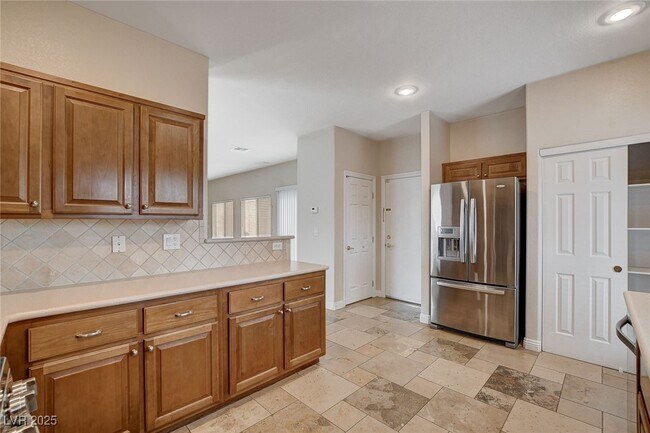 Building Photo - 2264 Bull Lake Dr