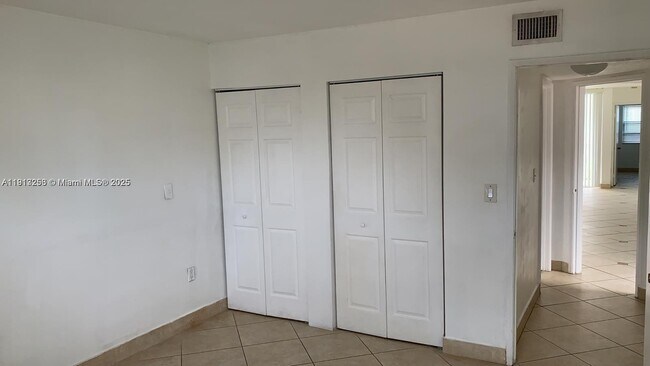 Building Photo - 9766 NW 48th Terrace