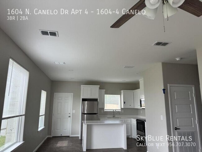 Building Photo - 1604 Canelo Dr