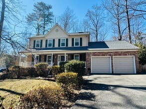 Building Photo - COMING SOON - AQUIA HARBOUR - PET FRIENDLY (UPON APPROVAL) - CONVERTED GARAGE