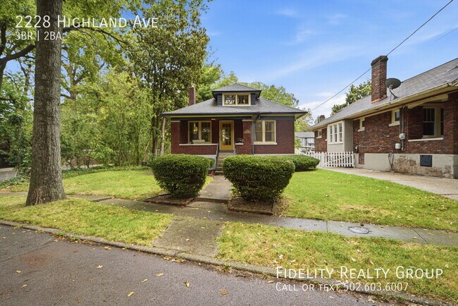 Building Photo - 2228 Highland Ave