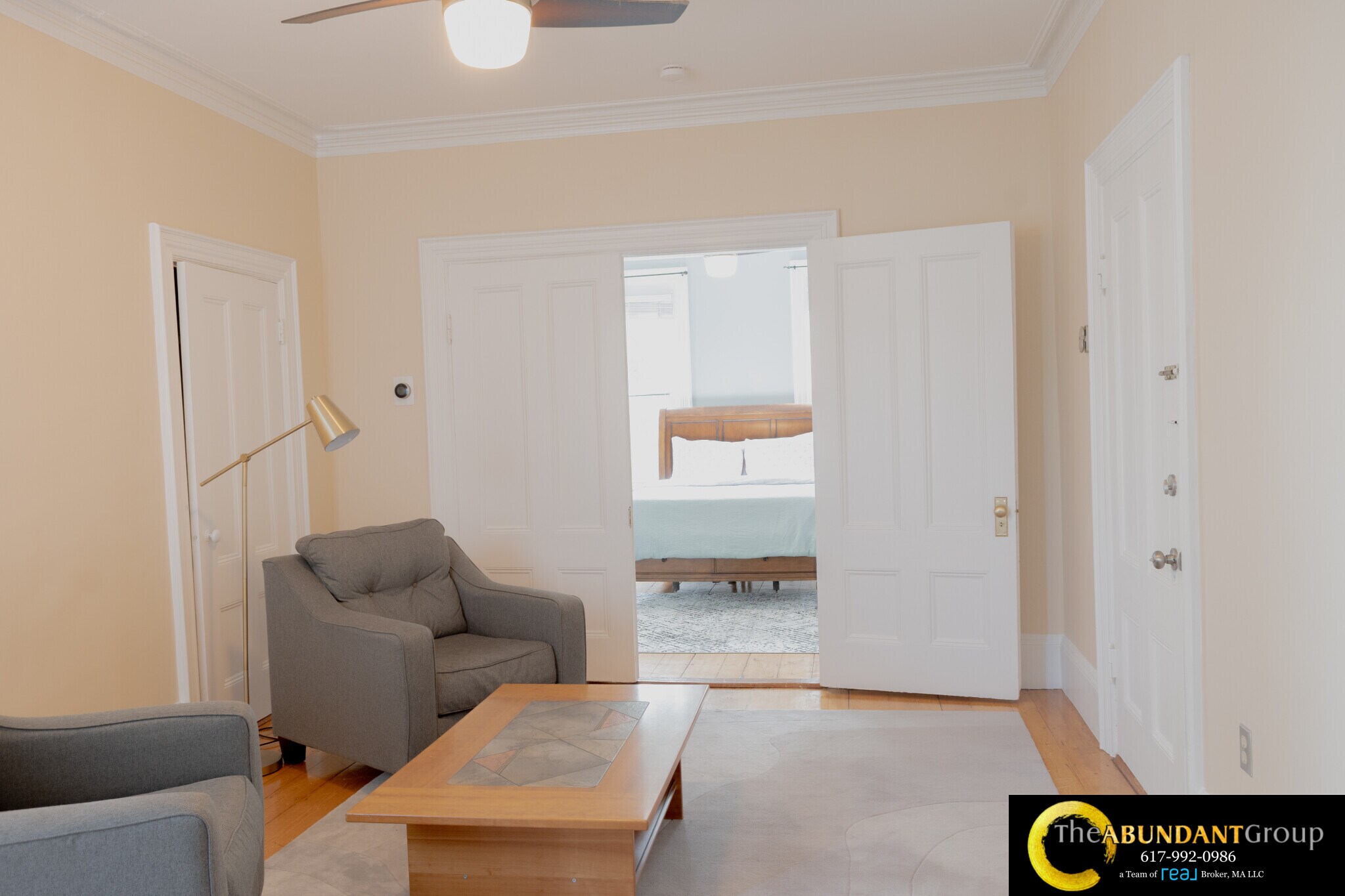 Building Photo - 133 Otis St