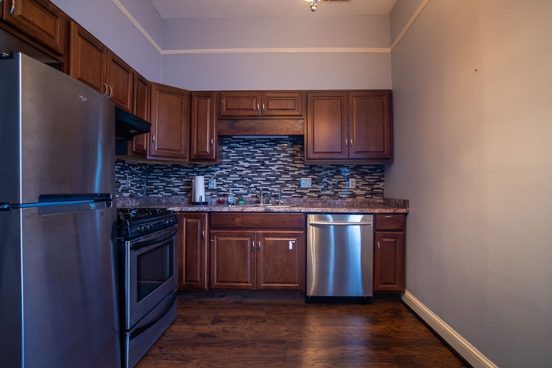 Building Photo - 789 Lake Ave NE