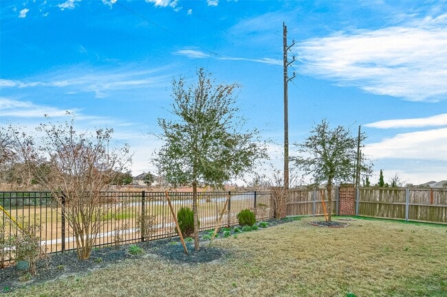 Building Photo - 12719 Hydeland Dr