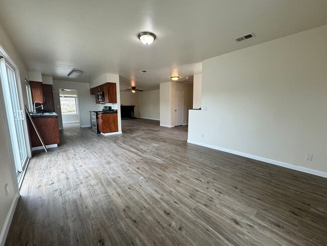 Building Photo - 3BR/2BA Home AVAILABLE NOW For Rent in El Cajon!