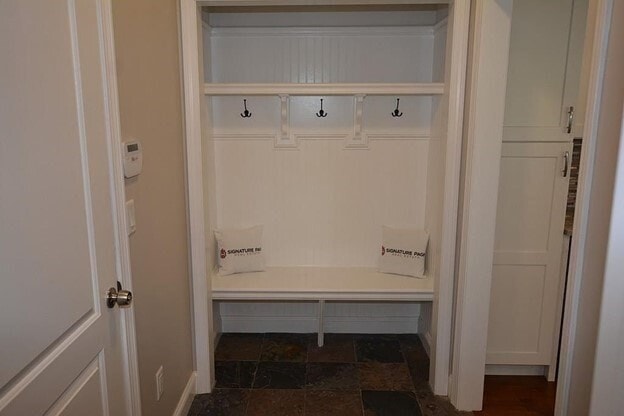 Building Photo - 40 Green St