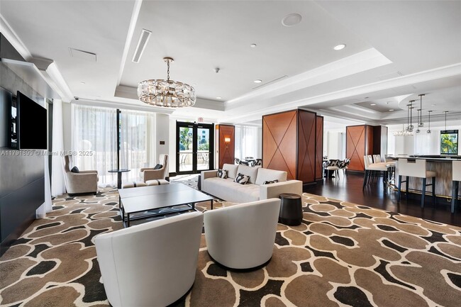 Building Photo - 610 W Las Olas Blvd