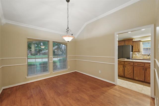 Building Photo - 211 Sendero Dr