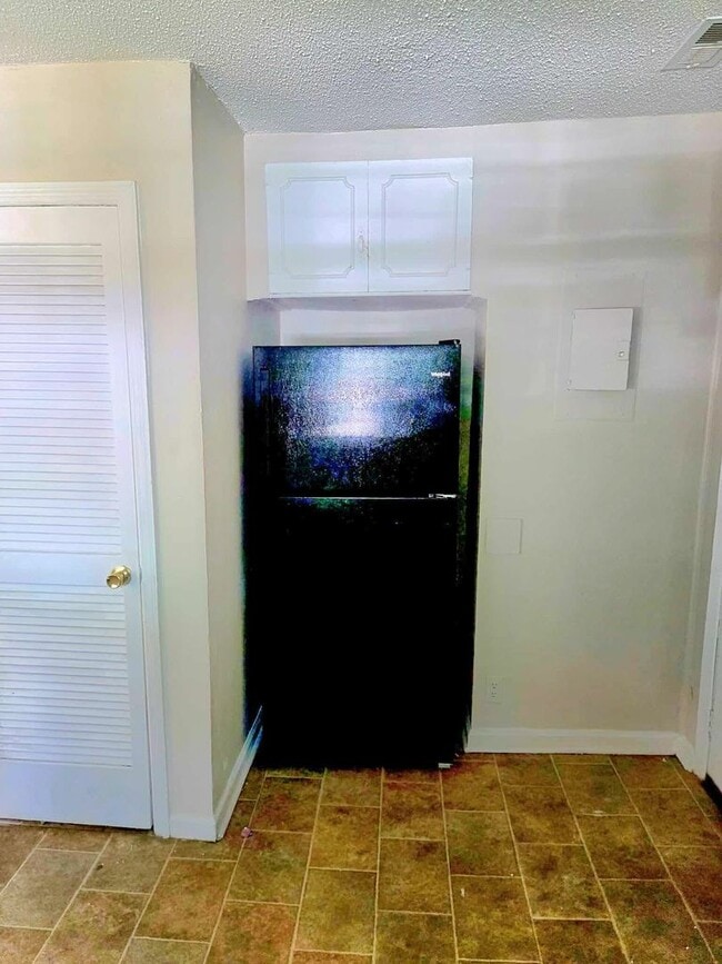 Building Photo - Charming 2 Bedroom Home in Gadsden!