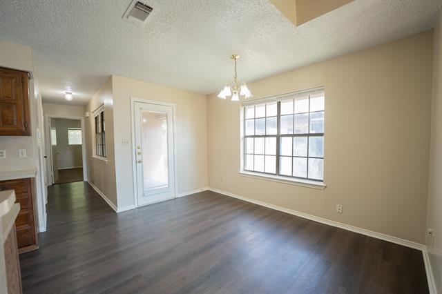 Building Photo - 6509 Sayle St