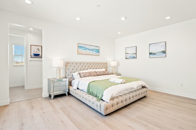 Building Photo - Turnkey Furnished 4BR Home in Palm Desert ...