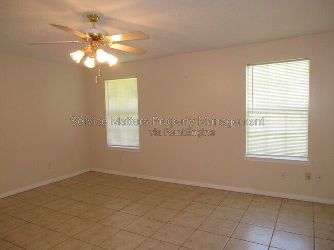 Building Photo - 3714 Deer Creek Ln