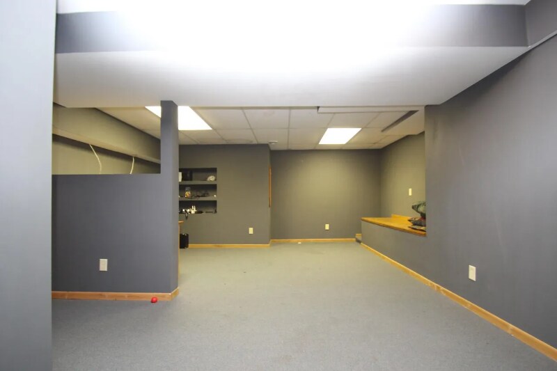 Building Photo - 2721 Westcliffe Dr