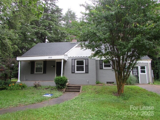 Primary Photo - 350 Brevard St