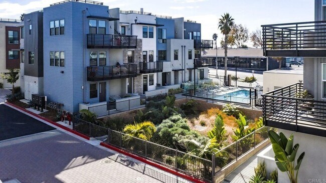 Building Photo - Downtown Oceanside Condo with pool and roo...