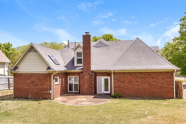 Building Photo - 1515 Cedar Mills Dr