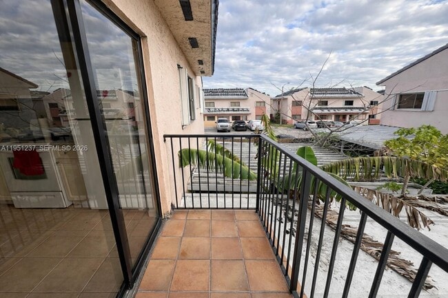 Building Photo - 2871 W 76th St