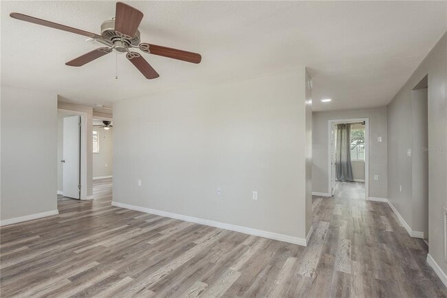Building Photo - 5646 Festivo Dr