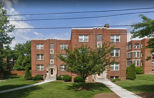 Building Photo - 6718 3rd St NW