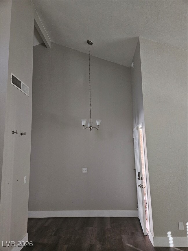 Building Photo - 6764 Groveview Ln