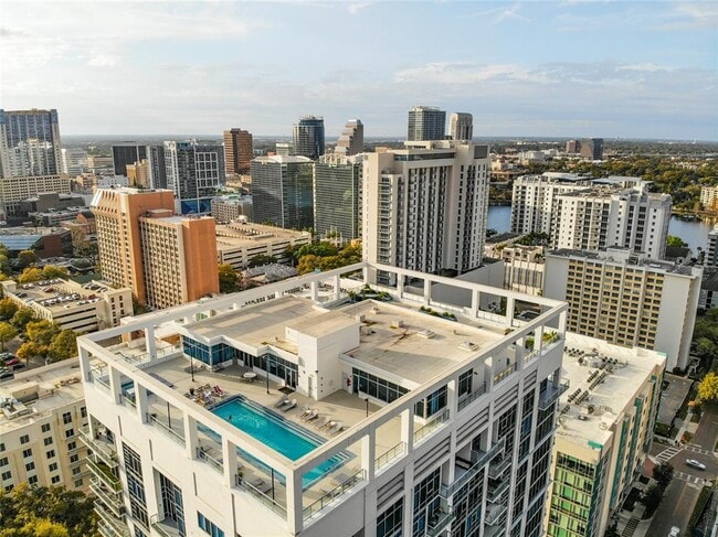 Building Photo - 260 S Osceola Ave