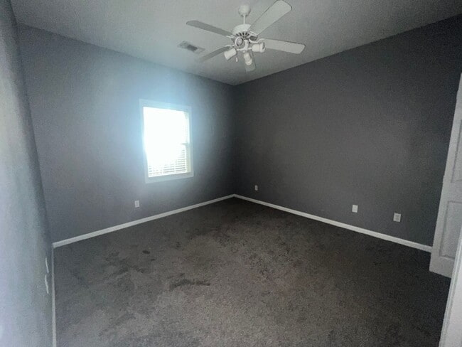 Building Photo - 14 Brook Meadows Cir