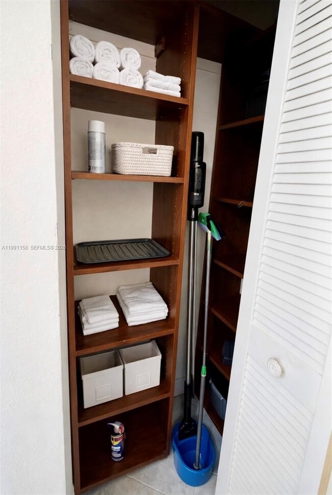 Building Photo - 1980 S Ocean Dr