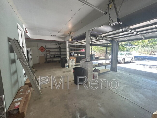 Building Photo - 1106 Happy Valley Ct