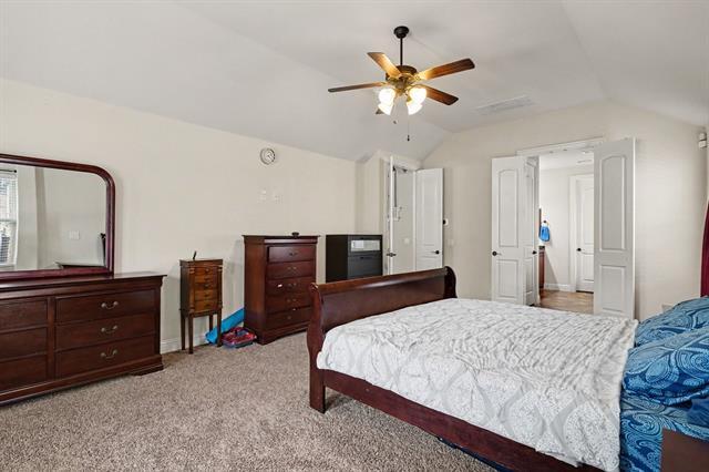 Building Photo - 2412 Lynbridge Dr